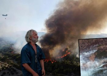Günlerdir cehennemi yaşayan Yunanistan bu itiraf ile çalkalanıyor: Başımızı eğip yardım istemeliyiz!