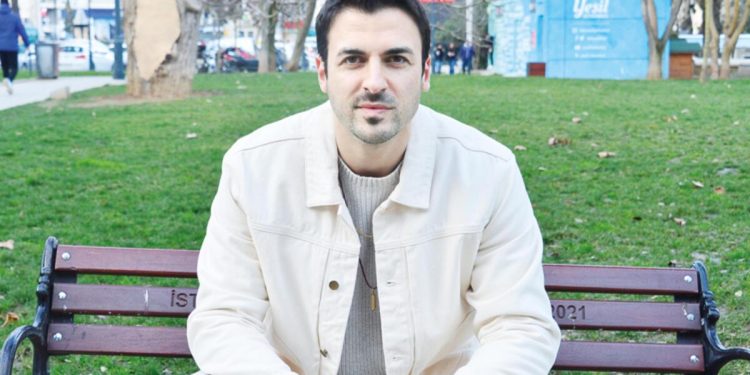 Gurur Aydoğan: Annemin hayatı sinema olsun isterim!