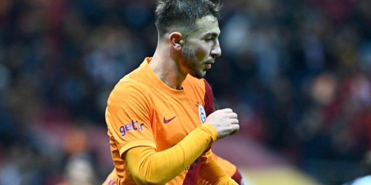 Halil Dervişoğlu’nun menajeri, Beşiktaş için İstanbul’da!