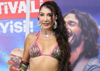 Hande Yener: Tıklanmalar gerçek değil