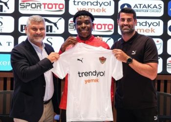 Hatayspor, Fisayo Dele Bashiru’yu takımına kattı