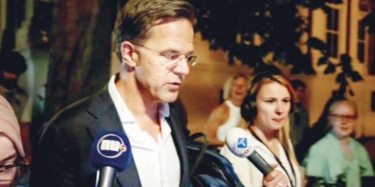 Hollanda Başbakanı istifa etti: Göç siyaseti hükümet düşürdü