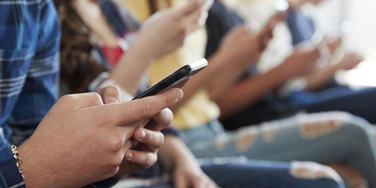 Hollanda okullarında dikkat çeken karar