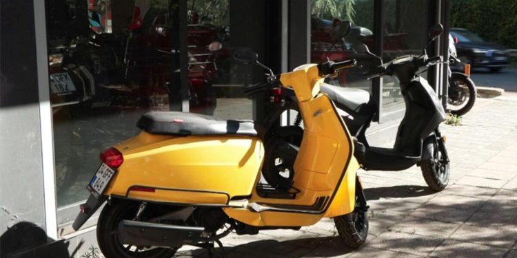 İkinci el arabadan sonra motosikletlerde de fırsatçılık başladı