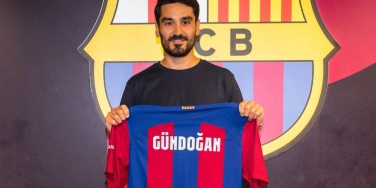 İlkay Gündoğan, Barcelona’ya imzayı attı