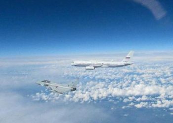 İngiliz savaş uçaklarından Rus uçaklarına engelleme