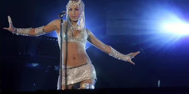 İntihara teşebbüs eden ünlü müzikçi günlerdir komadaydı: Acı haberi ailesi verdi