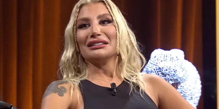 İrem Derici hastanelik oldu