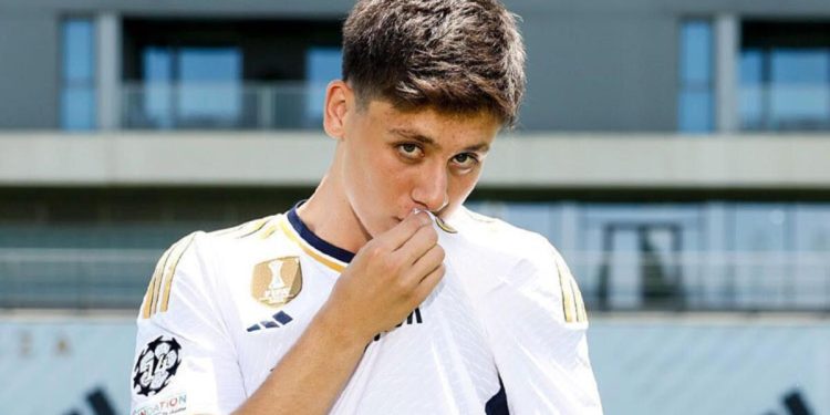 İspanya’da Arda Güler fırtınası! “Real Madrid’de ‘Gülermanya’ başladı! Ronaldo’yu geride bıraktı…”