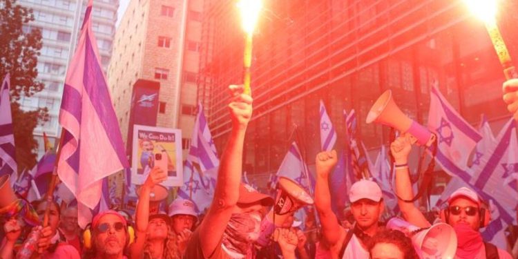 İsrail tekrar karıştı: 19 gözaltı