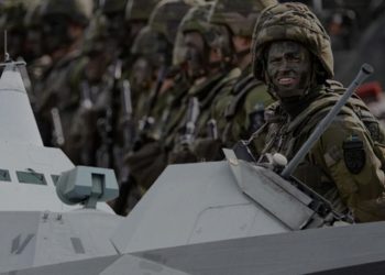 ‘İsveç’in devasa katil ordusu tek bir şey için inşa edildi: Rusya ile savaşmak’