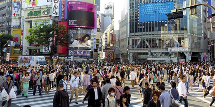 Japonya’da lokal nüfus azaldı, yabancı sayısı arttı