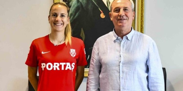 Karadağ Ulusal Ekibi kaptanı Bulatovic, FOMGET’te