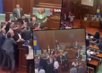 Kosova Parlamentosu’nda hengame çıktı… Yumruklar havada uçuştu