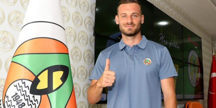 Kosovalı stoper Fidan Aliti, Alanyaspor’da