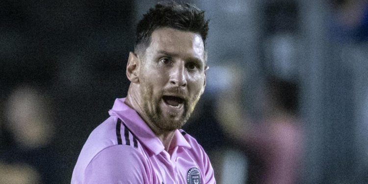 Lionel Messi, ABD’de açılışı gösteriyle yaptı