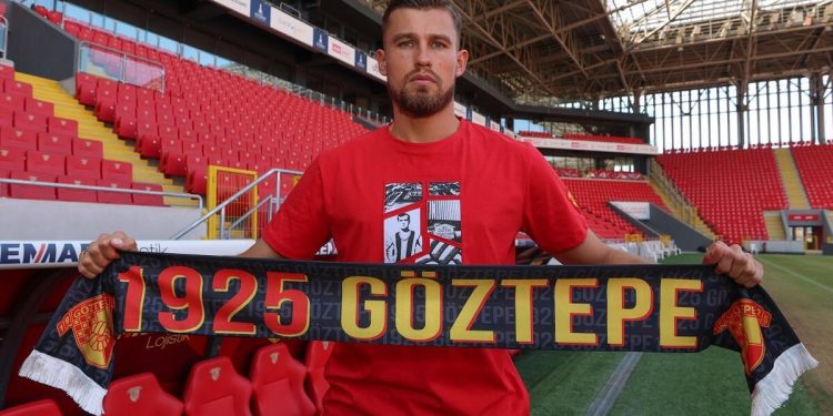 Mateusz Lis, resmen Göztepe’de! Kiralık…