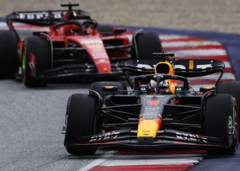 Max Verstappen’den bir galibiyet daha!