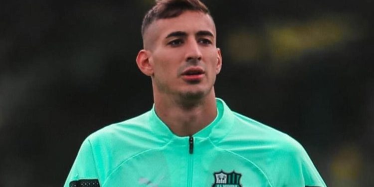 Mert Müldür adım adım Fenerbahçe’ye! Menajeri İstanbul’a geldi