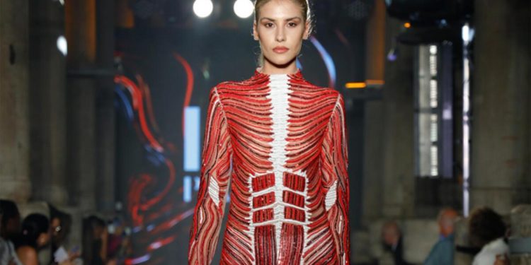 Mezuniyet gösterisi