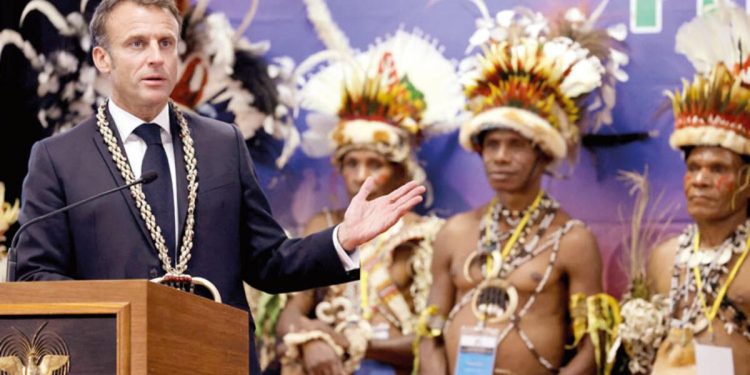 Nijer’de siyasi belirsizlik sürüyor: Macron darbecileri vazgeçirmek istiyor