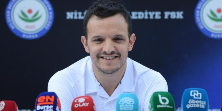 Nilüfer Belediye Futbol SK, Batalla ile 3 yıllık mukavele imzaladı