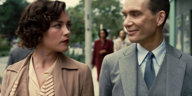 Okyanus gözlerine bakmaktan rol yapamaz olduk! Dikkatimizi o denli dağıttı ki