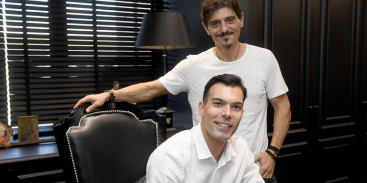 Olympiakos’un sahibi Angelopoulos’tan Sloukas’a sert reaksiyon: Sen, yalancı ve hainsin!