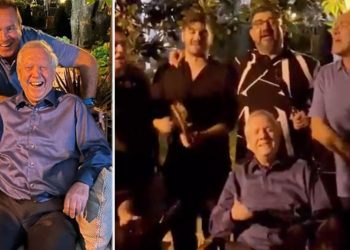 Orkestra çaldı, Aziz Yıldırım Fenerbahçe marşı söyledi