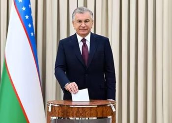 Özbekistan’da Mirziyoyev, yine cumhurbaşkanı seçildi