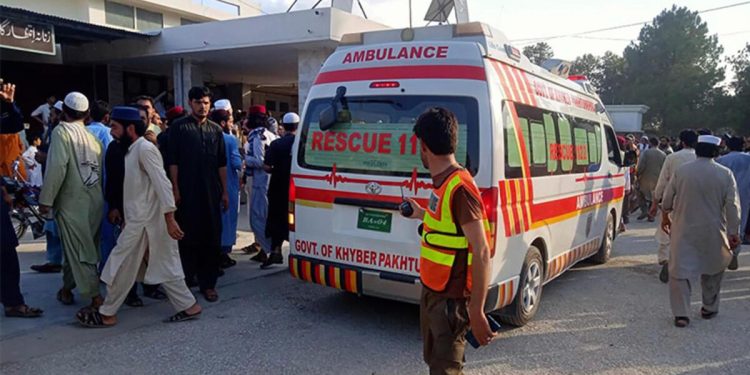 Pakistan’da parti kongresinde patlama: 42 meyyit