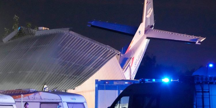 Polonya’da uçak faciası: 5 meyyit, 7 yaralı