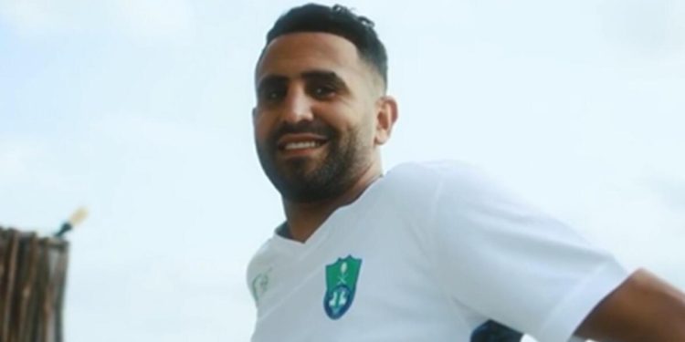 Riyad Mahrez resmen Al Ahli’de