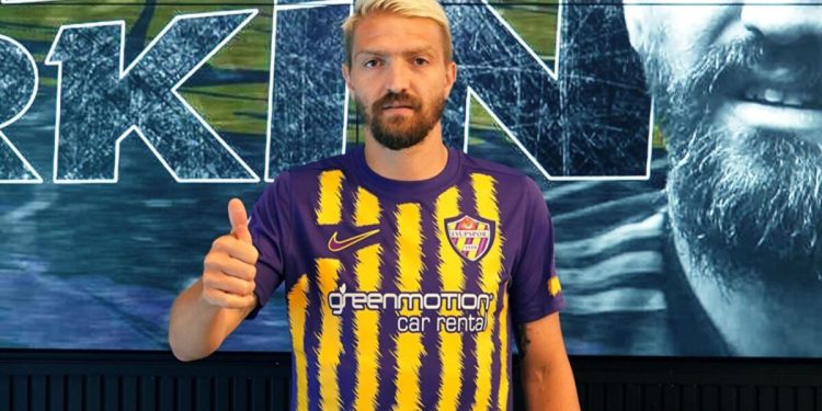 Son dakika: Caner Erkin resmen Eyüpspor’da