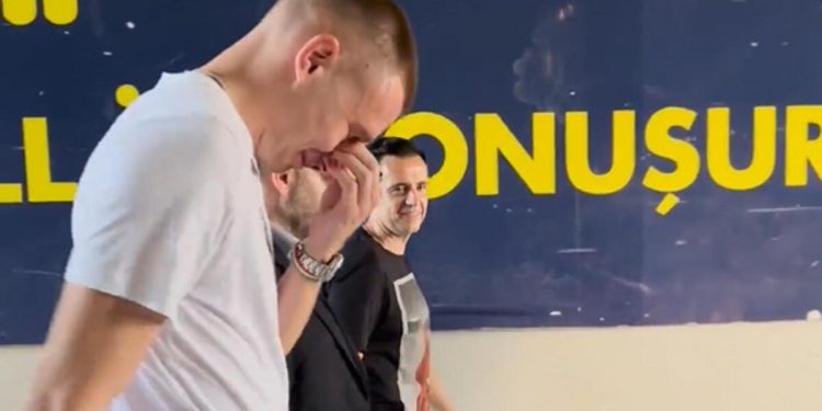 Son Dakika: Fenerbahçe Atilla Szalai transferini KAP’a bildirdi! Gözyaşlarıyla veda etti…