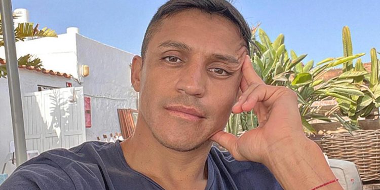 Son Dakika: Fenerbahçe’de Alexis Sanchez sesleri!