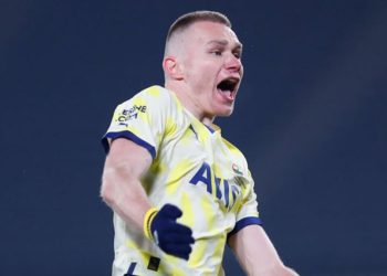 Son dakika: Fenerbahçe’ye Attila Szalai’den dev gelir! Mutabakat sağlandı…