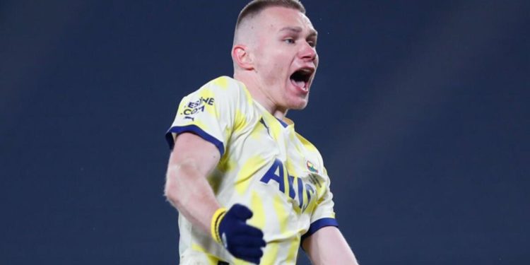 Son dakika: Fenerbahçe’ye Attila Szalai’den dev gelir! Mutabakat sağlandı…