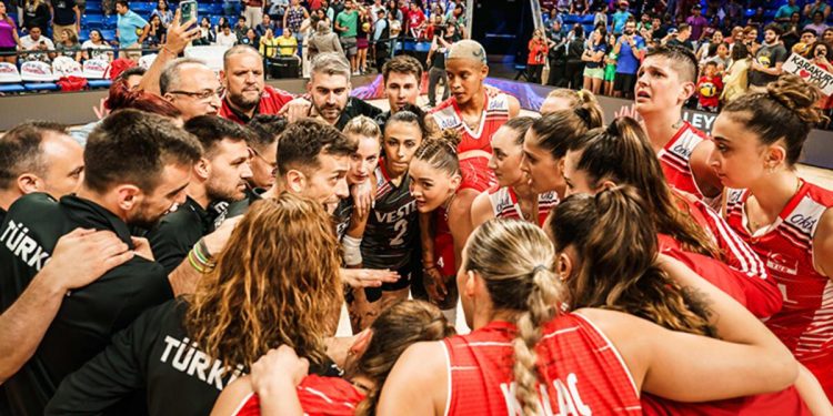 Son Dakika: Filenin Sultanları, Milletler Ligi’nde finalde!