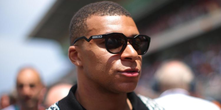 Son Dakika: Kylian Mbappe için çılgın teklif! PSG listeye koydu, Al Hilal…