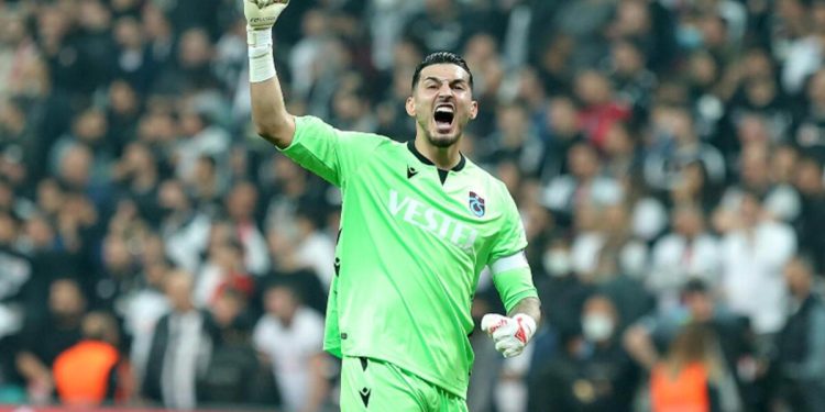 Son Dakika: Trabzonspor’da Uğurcan Çakır’dan transfer yanıtı! Galatasaray…