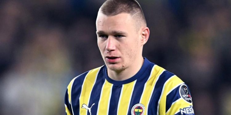 Son dakika transfer haberi: Fenerbahçe’de Attila Szalai gitti, 5 futbolcu daha ayrılacak