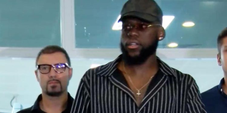 ‘Stoper oynamam’ dedi, Beşiktaş’a geldi: Jean Onana