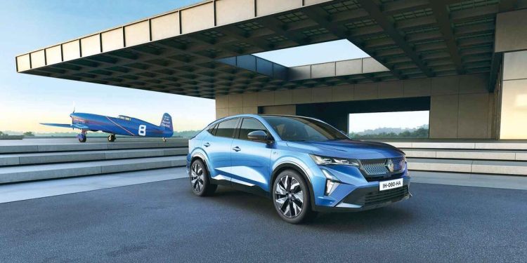 SUV görünümlü sedan devri