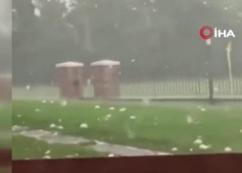 Tenis topu büyüklüğünde dolu hayatı felç etti! İtalya’da 1 meyyit, 110 yaralı