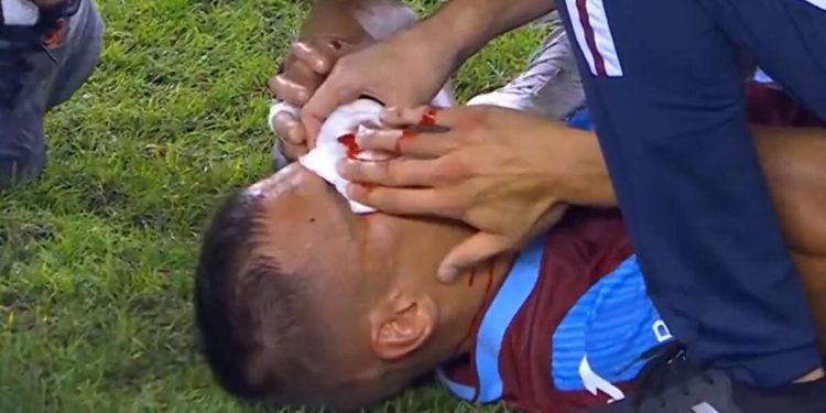 Trabzonspor’da sakatlanan Benkovic hastaneye kaldırıldı