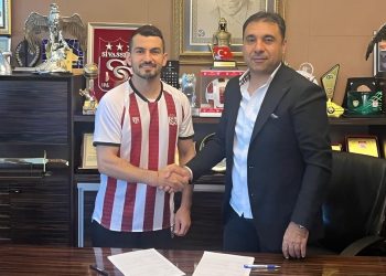 Transfer Haberleri: Emrah Başsan, Sivasspor’da