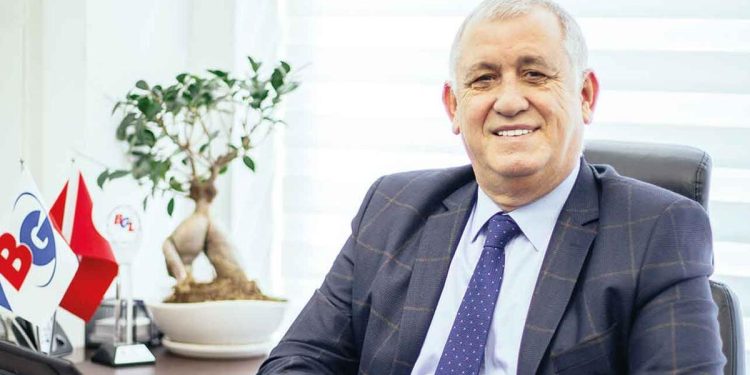 Türk gençleriyle dünya pazarında