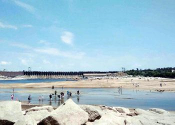 Ukrayna’da etraf felaketinin boyutu: Baraj gölüydü baraj çölü oldu