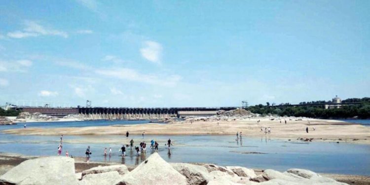 Ukrayna’da etraf felaketinin boyutu: Baraj gölüydü baraj çölü oldu